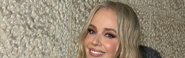 Jelena Rozga se pojavila u crnoj providnoj haljini i zapalila sve: Nosila je uz cipele koje izdužuju noge