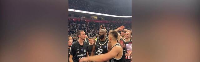 Ovako su košarkaši Partizana proslavili pobedu sa navijačima