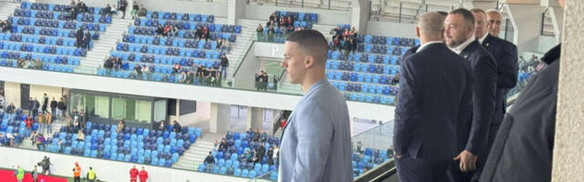 Stigao i Baka Prase: Srpski jutjuber iz lože bodri Vojvodinu u finalu! (VIDEO)