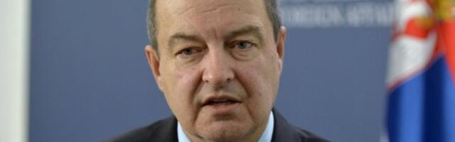 "U SRBIJI 508.999 KOMADA REGISTROVANOG ORUŽJA": Dačić izneo nove podatke i najavio DRAKONSKE KAZNE za one koji KRIJU šta imaju u kući