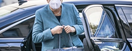 Merkel traži delimično zaključavanje zbog rekordnog broja obolelih