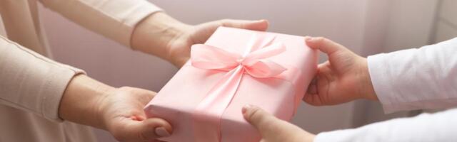 Slavski pokloni koje odmah treba baciti: Naše bake su verovale da izazivaju nesreću i porodične svađe!