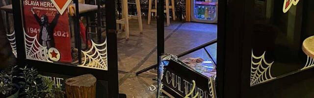 Novi Sad: Još jedan napad na antifašistički kafić ‘Crni ovan’ 