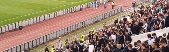 Škoti se zagrevaju za gostovanje u Humskoj, poveli pesmu u centru Beograda (VIDEO)