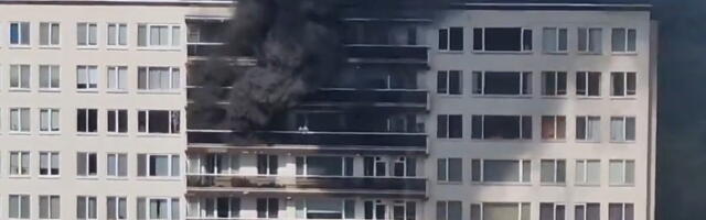 POŽAR U BELGIJI: Plamen izbio u zgradi u kojoj živi stotine ljudi, ima mrtvih! (VIDEO, FOTO)