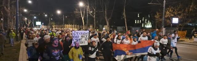 "Od mog sela do Brisela": Štafetni ultramaratonci krenuli na dalek put - očekuju da se vrate kao "oslobodioci"