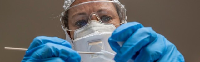 U Hrvatskoj skoro 2.600 obolelih za 24 sata, umrlo 28 osoba