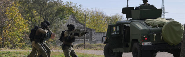 Oficiri Vojske Srbije dobili prekomandu jer su lajkovali objave o protestima