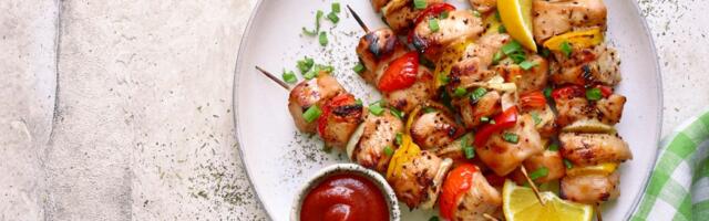 Šefica Višnja, kuvar Živko i konobar Mirko: Kineski restoran postao hit na društvenim mrežama