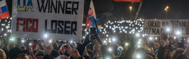 Хиљаде људи протестују у Словачкој против реформи правосуђа