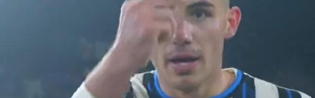 Jedan je od najgorih napadača ikada u Zvezdi, sad je dao 2 gola, prekrstio se i poručio: "Hristos se rodi..."