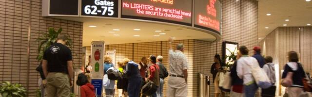 Objavili zabranu putnicima da lete u pidžamama i kroksicama: "Prekipelo nam je", a onda je isplivala istina