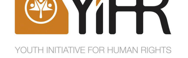 Oštećene prostorije Inicijative mladih za ljudska prava (YIHR)