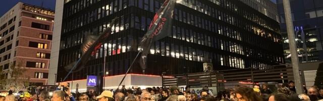 Drugi protest ispred televizije N1 u Beogradu na poziv novinarskih udruženja