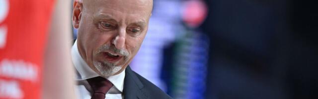OBRADOVIĆA NOVINARI PITALI O BUDUĆNOSTI: Trener Zvezde otkrio zašto Dobrić nije igrao