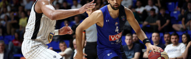 Počeo plej-of ABA lige: Budućnost slavila protiv Kluža, ima meč loptu za polufinale