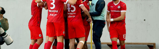 IMT pregazio Zemun i zaseo na vrh Superlige! Debitant od 17 godina overio goleadu