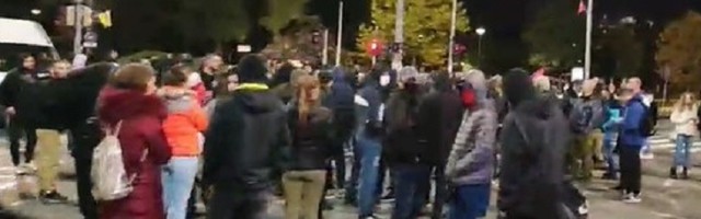 "Izdali ste Kosovo": Protest zbog sukoba na KiM