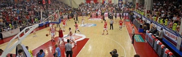 Putevima Odža i Boldena: Zvezda dovodi krilnog centra i šalje ga u FMP