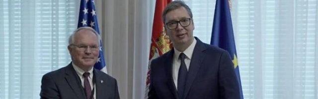 Vučić danas sa američkim ambasadorom Hilom
