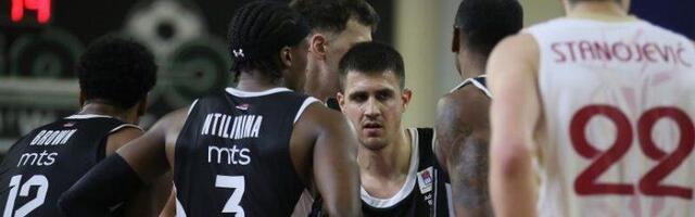 PARTIZAN NA PARIZ: Navijači u Francuskoj pokazali ljubav prema crno-belima (VIDEO)