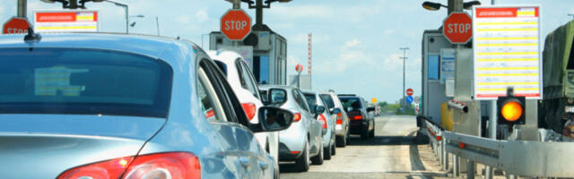 SKOČILE CENE PUTARINE OD 1. JANUARA! Ovo je detaljan spisak - evo koliko para morate da izdvojite kada krenete na put!