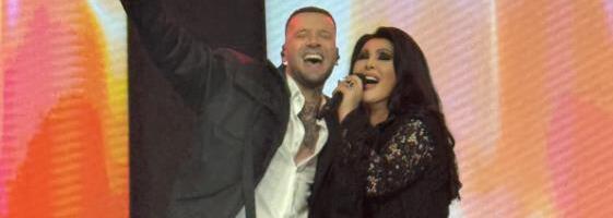 Spektakl u Beogradu: Dragana Mirković napravila lom na koncertu Magla benda, prvi put uživo izeli duet “Ako se volimo” (VIDEO)