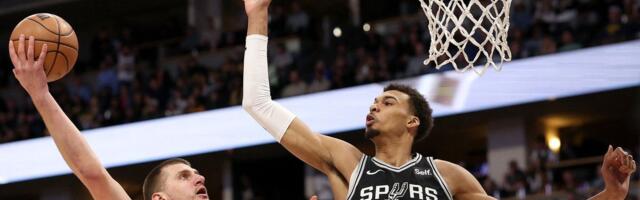 "Sad nema knjige..." Jokić pecnuo Vembanjamu pred Ol-star meč /VIDEO/