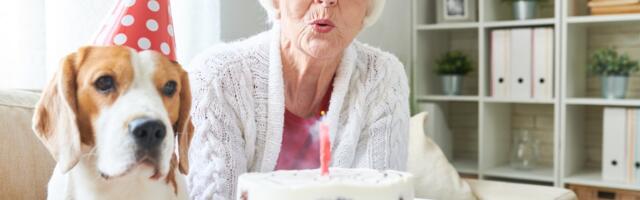 Ljudi koji u šezdesetim uzmu psa često žive duže: Psiholozi kažu da razlog nema veze sa fizičkom aktivnošću