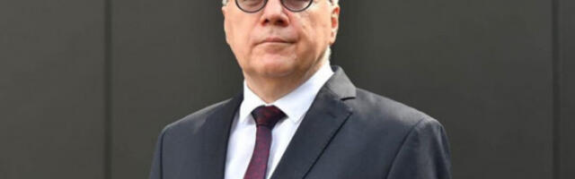 Калабухов: Одласком Шмита дошло време за затварање ОХР-а