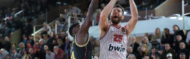 Alek Piters napustio Olimpijakos