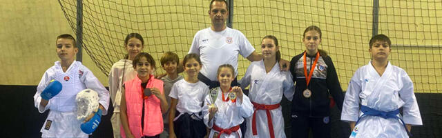 Sedam medalja za užičke karatiste na „Arena kupu“