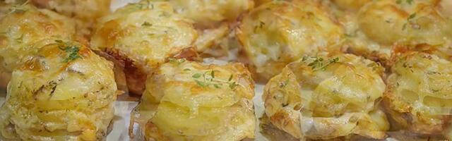 VIDEO: Da se čalabrcne pred Doček - zapečeni krompir sa dimljenim mesom i sirom (u kalupu za mafine)