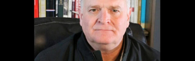 Дејвис: Кампања не иде по плану, Трамп почео да паничи