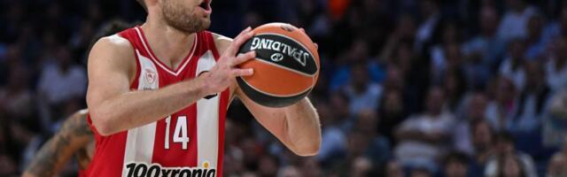 VEZENKOV I POSLE SKORO 10 GODINA LJUT: Pešiću neću ni da se javim