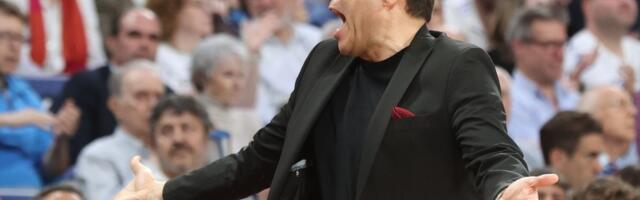 "Da li sam zabrinut? Vaše pitanje zvuči kao pretnja!" Itudis nervozu sa parketa preneo na konferenciju