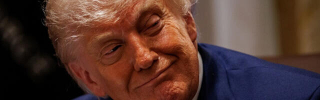 Трамп: Отказао бих састанке са Ираном одмах да је je њихов режим у праву