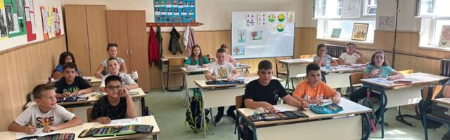 Počela nova školska godina: Osnovna škola u Slatini na poseban način dočekala đake prvake