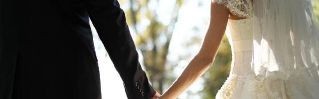 Ako menjate prezime - čeka vas ovoliki trošak za promenu dokumenata