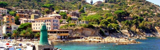 Italijansko ostrvo je pravi raj! Bajkovitu destinaciju krase kristalno čisto more i netaknuta priroda (VIDEO)