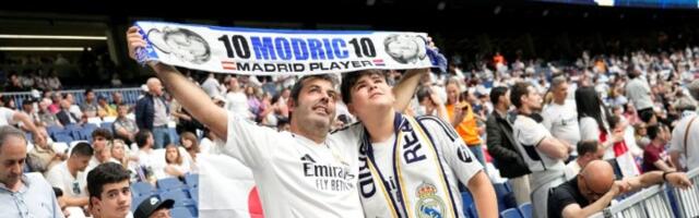"HVALA, LEGENDO": Oproštaj Modrića na "Bernabeu" (FOTO)