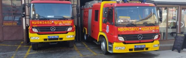 Više od 400 poziva za sat vremena upućeno Operativnom centru Vatrogasno-spasilačke brigade Kragujevac