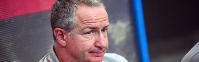 "Sport nam umire, u fudbal i košarku se slivaju milijarde, a mi treniramo sa kapama i rukavicama!"