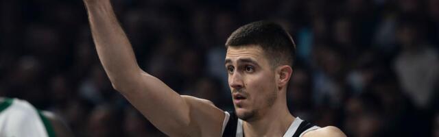 A, NA TVITERU, KATAKLIZMA! Vanja Marinković baca kamenje na livadi, Grobari opleli po igračima nakon novog poraza! Da nije tužno, bilo bi smešno...