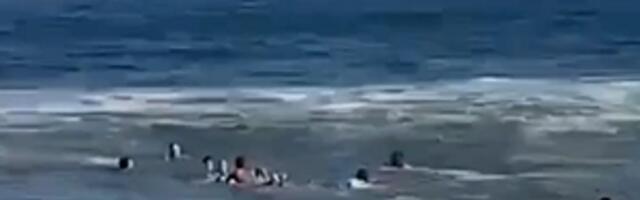 Legendarni fudbaler i njegova porodica umalo stradali u moru, spasioci ih izvukli iz ogromnih talasa! /VIDEO/