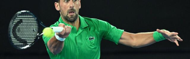 ĐOKOVIĆ – VAN DE ZANDŠULP Novak juri 400. pobedu na grend slem turnirima!