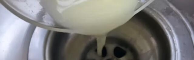 OVO BI SVAKO TREBALO DA SIPA U ODVOD: Dva sastojka bolje čiste od svih hemikalija!