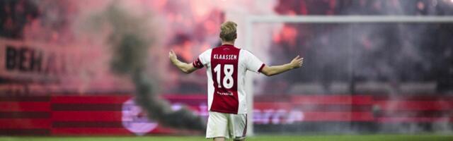 Utakmica Ajaksa prekinuta je zbog bakljade, a na ponovljenom meču biće samo jedan gledalac!