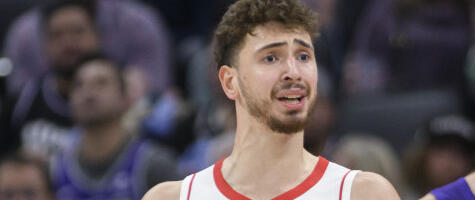 IZRAZ LICA SVE GOVORI Jokićeva trojka bacila Šenguna u očajanje (VIDEO)