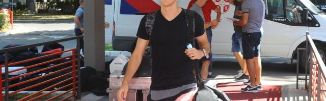 Bivši fudbaler Partizana se obratio Delijama posle Lila: "Navijači Zvezde, nadam se da ste svesni..."